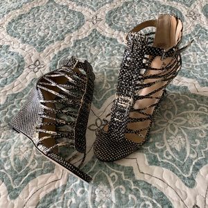 Size 11 snakeskin just fab wedge heels